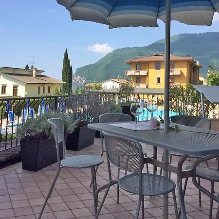 Hotel apartamentowy La Portella 3*